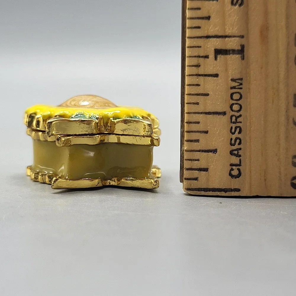 Work of Art Sunflower Trinket Pill Box Enamel Magnetic Shel Decor Gold Yellow